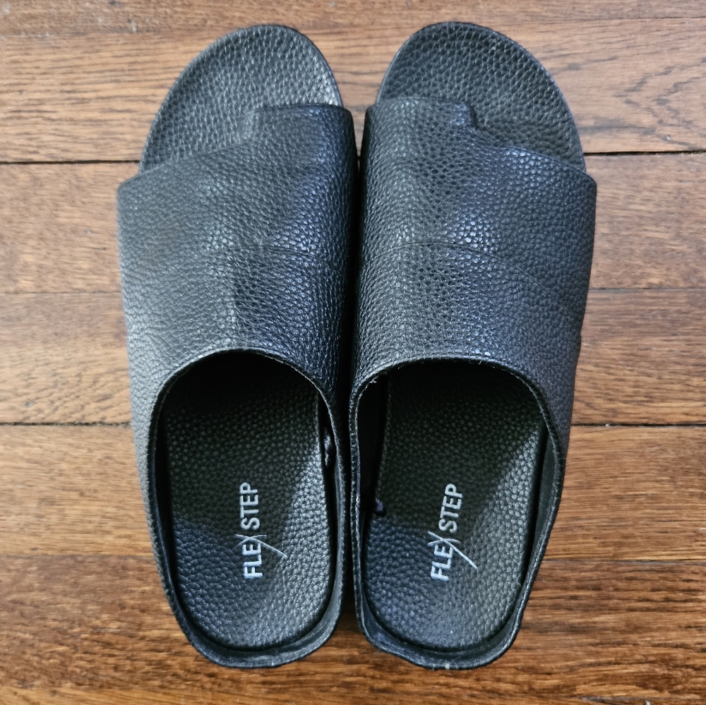 Flex Step Mule Slides